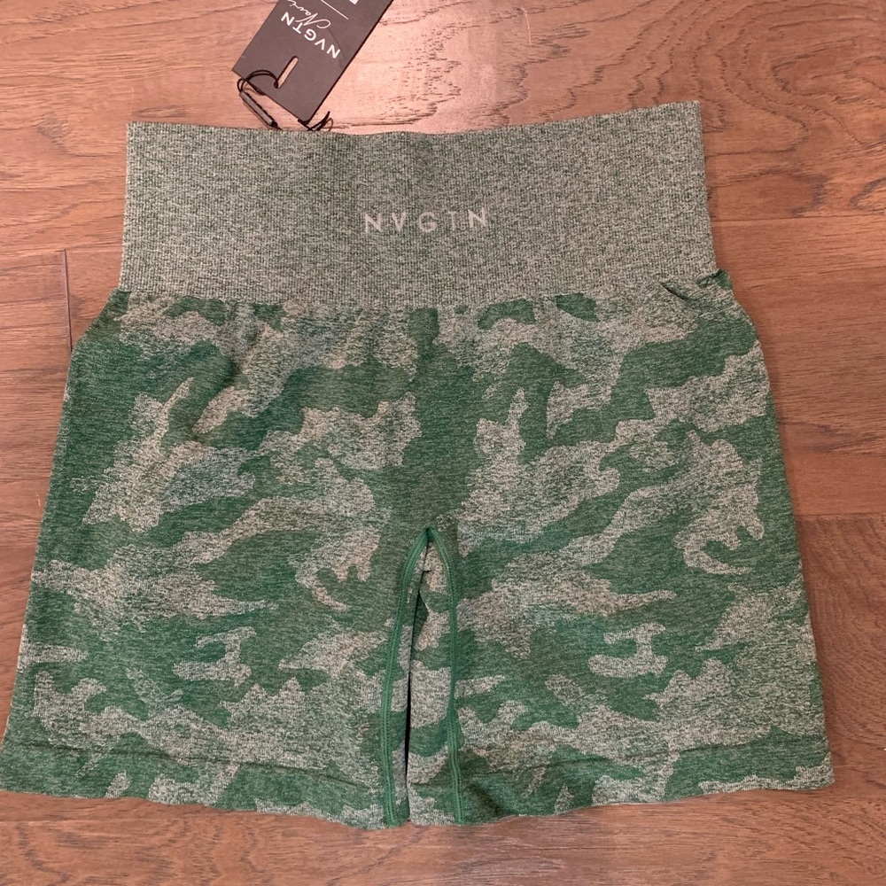 Nvgtn Camo Seamless shorts NWT